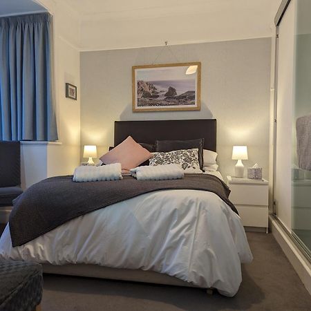 En-Suite Nook Near Forest & Sea, Super Value With Fridge, Microwave And Tv Lymington Buitenkant foto
