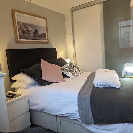 En-Suite Nook Near Forest & Sea, Super Value With Fridge, Microwave And Tv Lymington Buitenkant foto