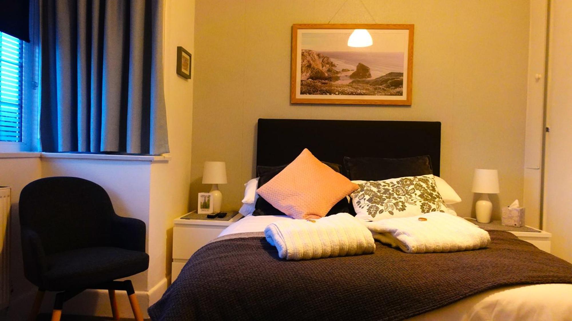 En-Suite Nook Near Forest & Sea, Super Value With Fridge, Microwave And Tv Lymington Buitenkant foto